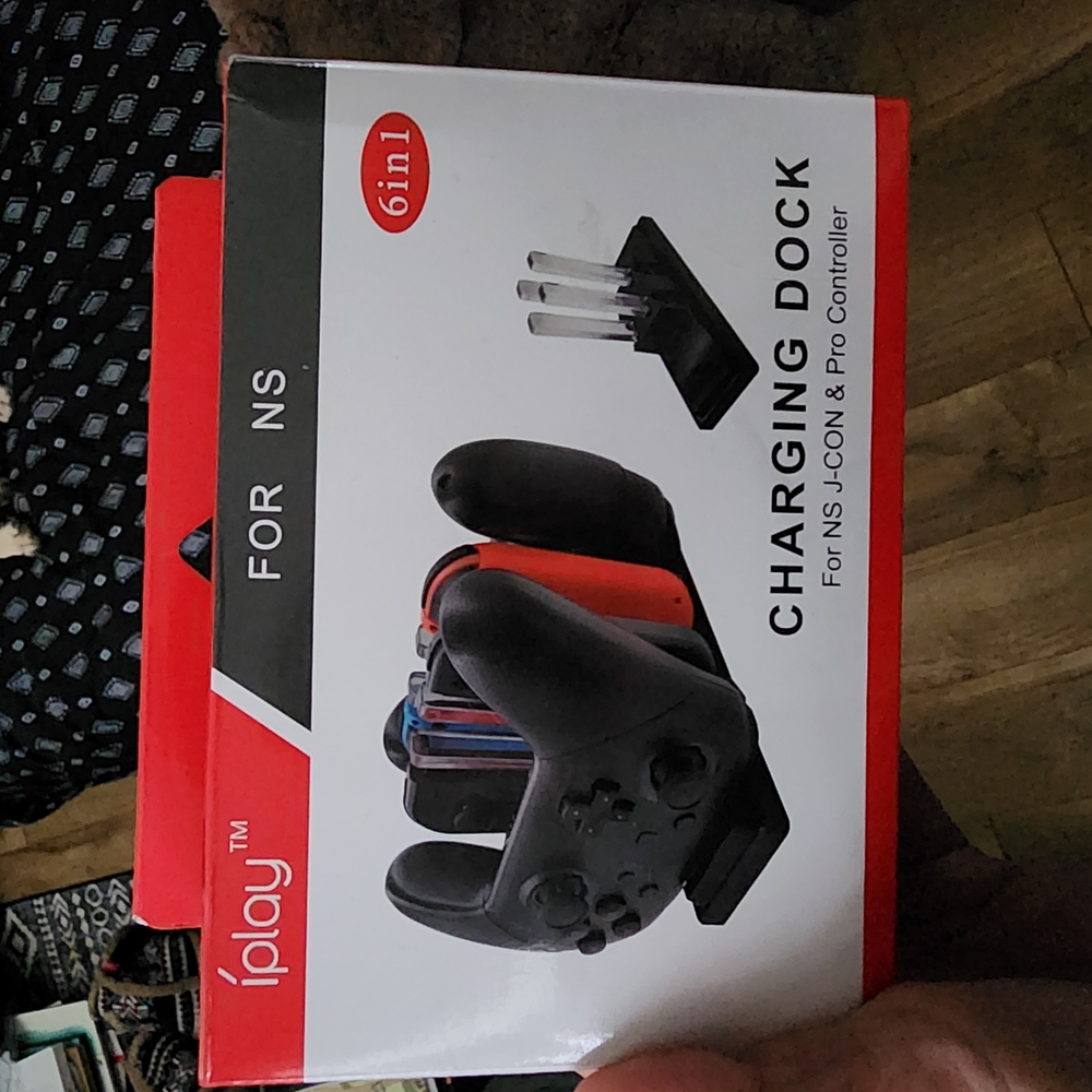 iPlay Charging Dock for NS Controllers - Red and Black
